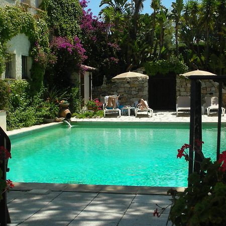 Castel Garoupe Hotel Antibes Buitenkant foto