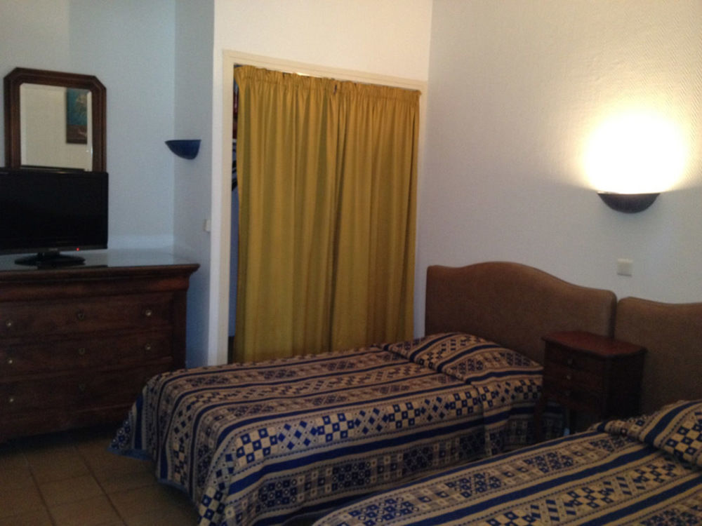 Castel Garoupe Hotel Antibes Buitenkant foto